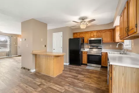 200 Lambert Ter #46, Chicopee, MA 01020 photo 9