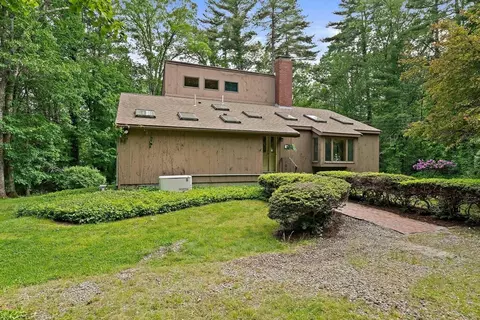 575 First Parish Rd, Scituate, MA 02066