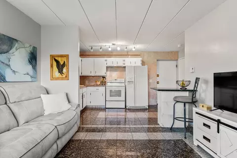 10 Main St #507, Framingham, MA 01702