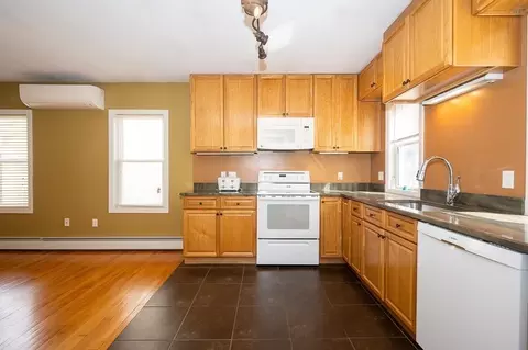 134 Baker St, Gardner, MA 01440 photo 4