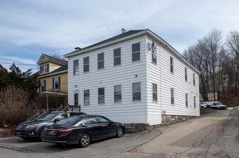 134 Baker St, Gardner, MA 01440