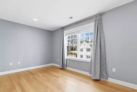 129 Dennison Ave, Framingham, MA 01702 photo 27