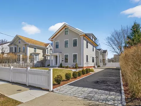165 Franklin St #165, Arlington, MA 02474
