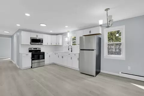 Kitchen - 116 Carr St, Springfield, MA 01118 photo 1 of 2