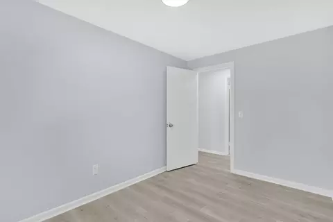 Bedroom - 116 Carr St, Springfield, MA 01118 photo 5 of 6
