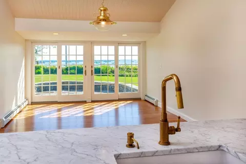 100 Eastern Point Blvd, Gloucester, MA 01930 photo 8