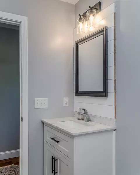Bath - 454 Pine Rd, Otis, MA 01253 photo 3 of 6