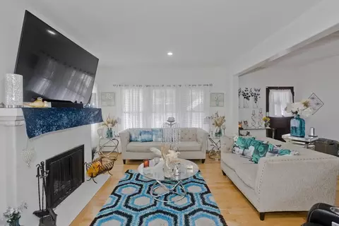29 Eddywood St, Springfield, MA 01118 photo 16