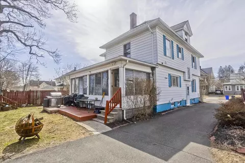 29 Eddywood St, Springfield, MA 01118 photo 9