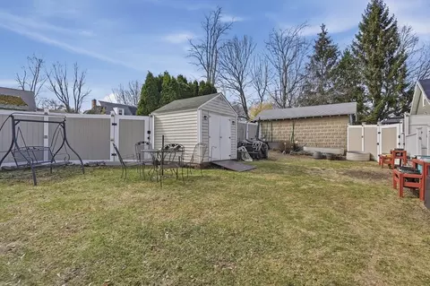 84 Eureka St, Worcester, MA 01603 photo 28