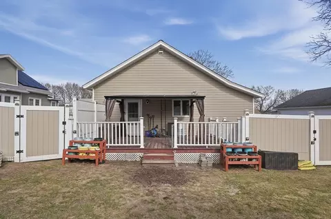 84 Eureka St, Worcester, MA 01603 photo 31