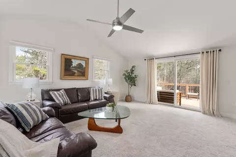 10 Wright Rd, Sudbury, MA 01776 photo 3