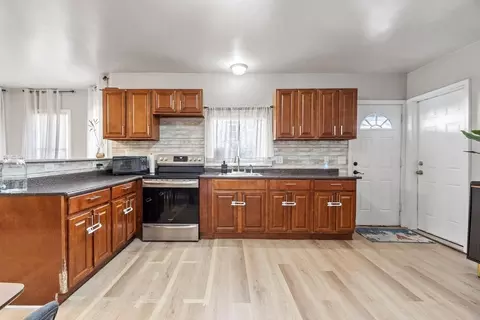 29 Leete St, Springfield, MA 01108 photo 13
