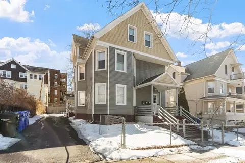 29 Leete St, Springfield, MA 01108 photo 3