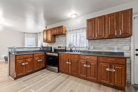 29 Leete St, Springfield, MA 01108 photo 15
