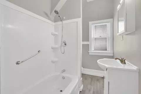 139 Bay St, Springfield, MA 01109 photo 11