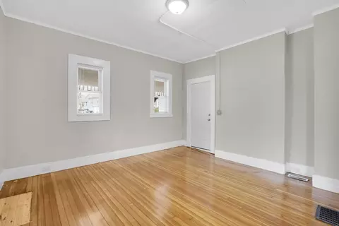 139 Bay St, Springfield, MA 01109 photo 6