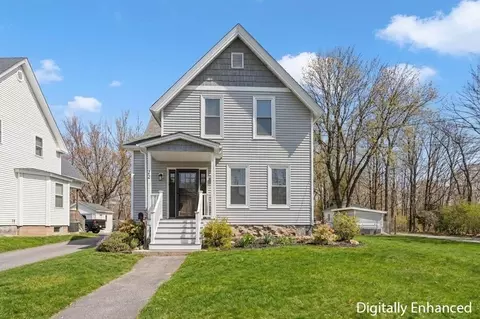 22 Elmwood St, Grafton, MA 01560