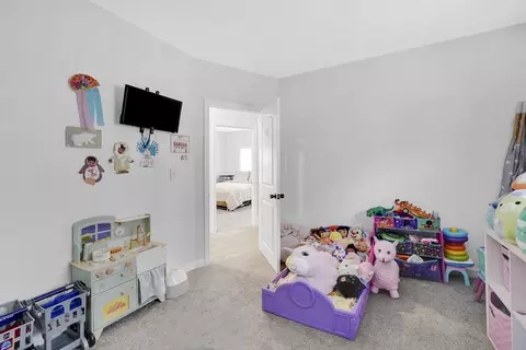 Other - 276 Dickinson St, Springfield, MA 01108 photo 4 of 7