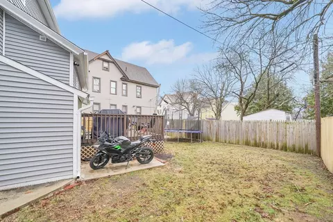 Exterior - 276 Dickinson St, Springfield, MA 01108 photo 8 of 8
