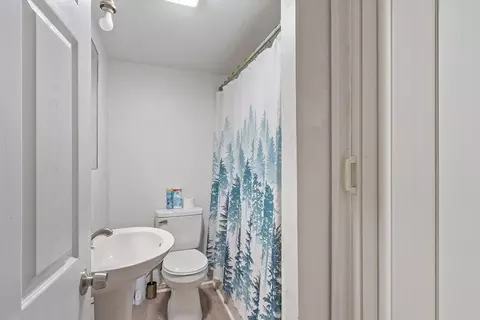 40 Aetna St, Worcester, MA 01604 photo 11