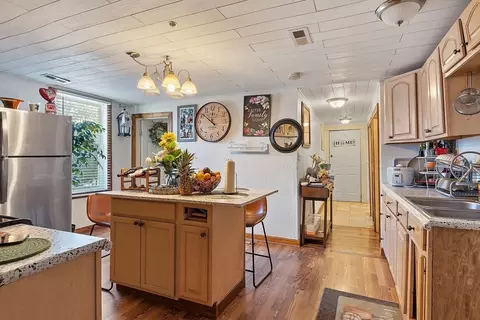 40 Aetna St, Worcester, MA 01604 photo 23
