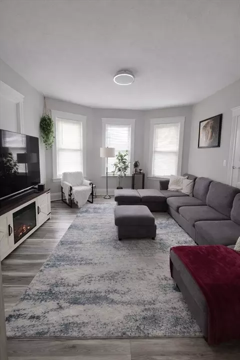 Living - 8 Pelham St, Worcester, MA 01609 photo 1 of 1