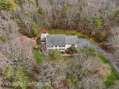 30 Millstone Ln, Middleboro, MA 02346