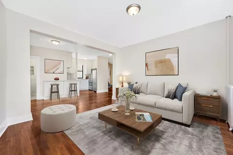 11 Park Dr #11-22, Boston, MA 02215