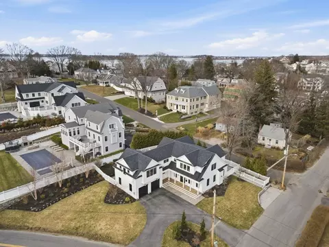 28 Marsh St, Hingham, MA 02043 photo 32