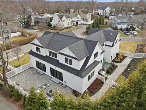 28 Marsh St, Hingham, MA 02043 photo 33