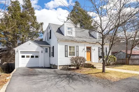 4 Winston Rd, Worcester, MA 01606