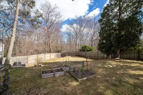 4 Winston Rd, Worcester, MA 01606 photo 29