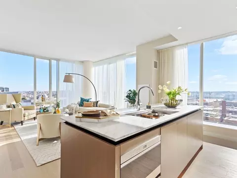 380 Harrison Ave #PH2E, Boston, MA 02118