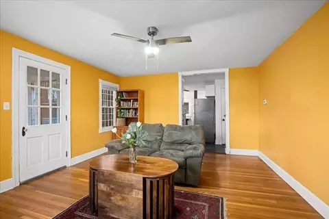 38 Glendale St, Worcester, MA 01602 photo 9