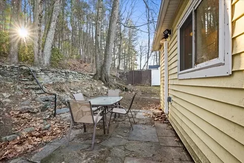 38 Glendale St, Worcester, MA 01602 photo 16