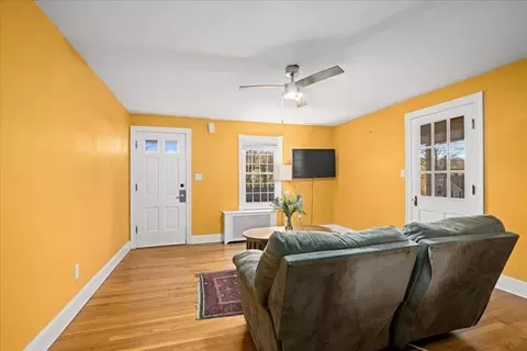 38 Glendale St, Worcester, MA 01602 photo 8