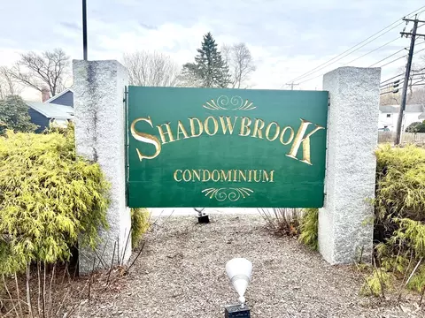 11 Shadowbrook Ln #8, Milford, MA 01757