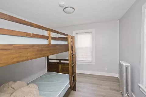 20 E School St, West Springfield, MA 01089 photo 15
