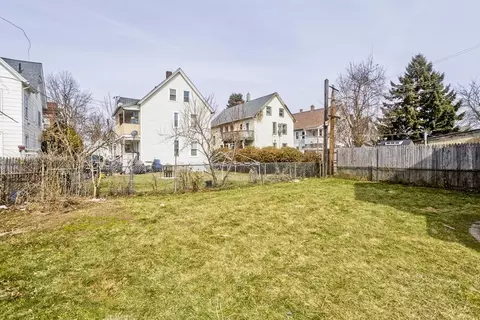 20 E School St, West Springfield, MA 01089 photo 5