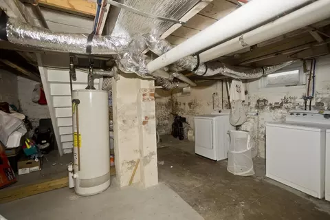 20 E School St, West Springfield, MA 01089 photo 35