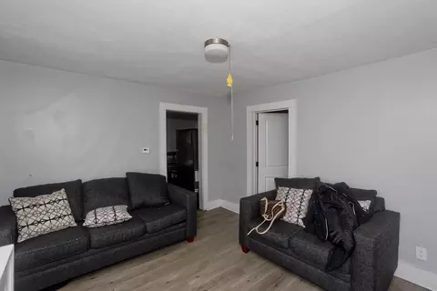 20 E School St, West Springfield, MA 01089 photo 10