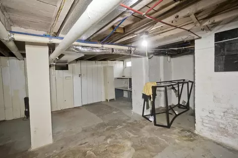 20 E School St, West Springfield, MA 01089 photo 38