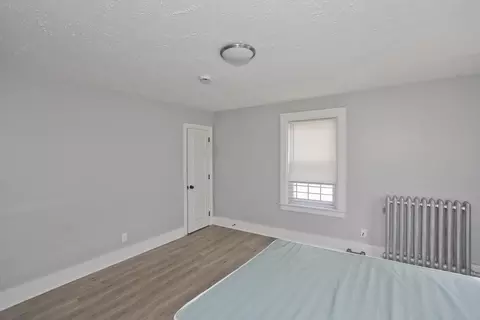 20 E School St, West Springfield, MA 01089 photo 16