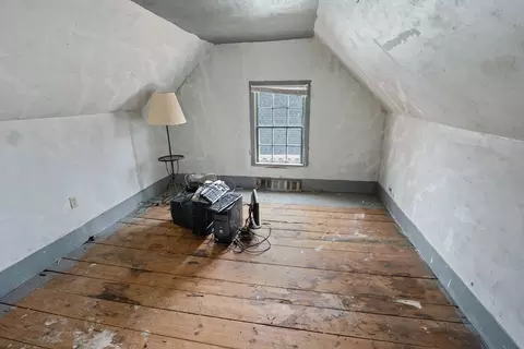 Bedroom - 37 E Main, Georgetown, MA 01833 photo 5 of 5
