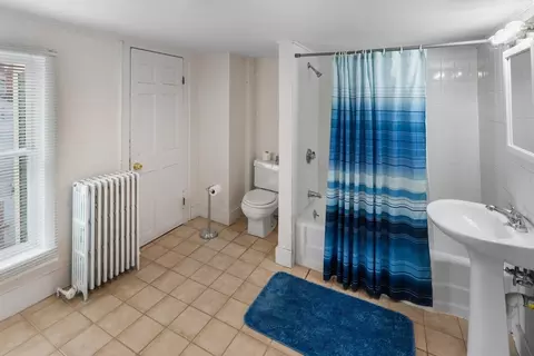 Bath - 37 E Main, Georgetown, MA 01833 photo 1 of 2
