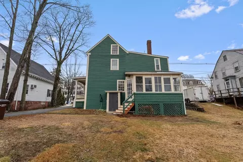 Exterior - 37 E Main, Georgetown, MA 01833 photo 4 of 5