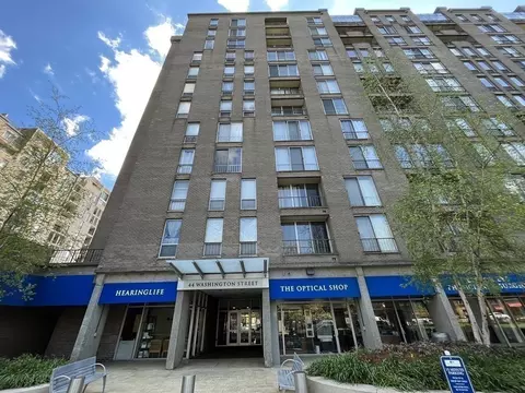 44 Washington St #508, Brookline, MA 02445