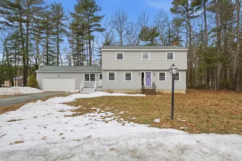 5 Clare Cir, Westford, MA 01886