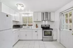 22 Juniper St, Lowell, MA 01852 photo 12